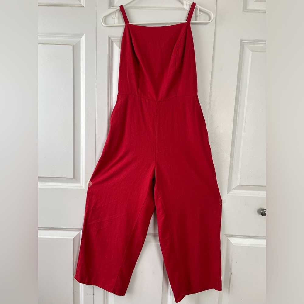 Old Navy jumpsuit size XS.